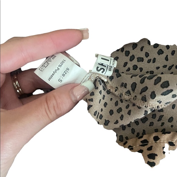 SHEIN WORK SHIRTS - Picture 3 of 3